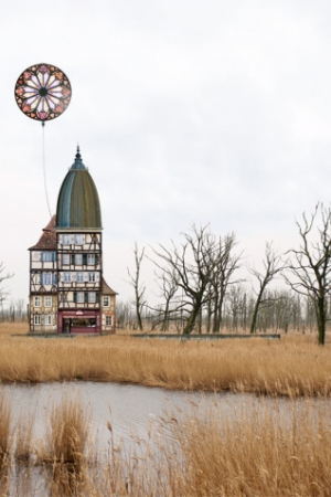 Niemożliwe domy by Matthias Jung