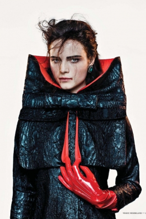slickcrust:

Vogue Netherlands, Nov...