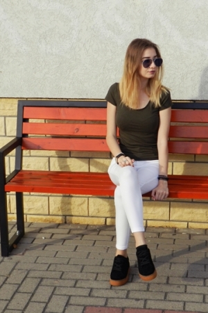 Black creepers