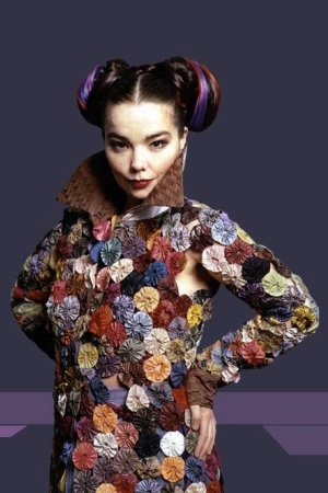 Muzyczne ikony mody: Björk.
Obok tego co wkłada na...