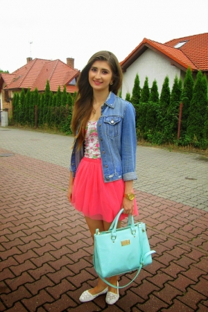 Neon skirt.