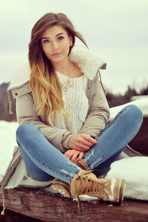 Beige parka & jeans