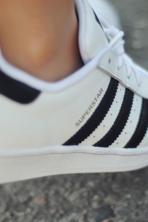 New - Adidas superstar